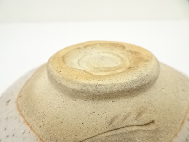 道具 ] - 道具 大萱窯 加藤弥右衛門造 絵志野茶碗（保護箱） | ネット